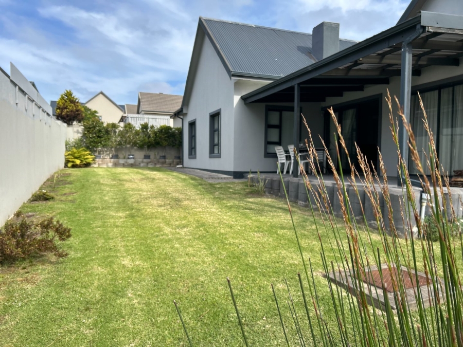 3 Bedroom Property for Sale in Blue Mountain Village Western Cape